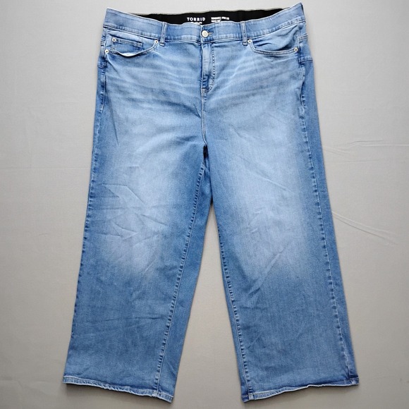 torrid Denim - Torrid Bombshell Wide Leg Super Soft Jeans Light Wash Plus Size 24S